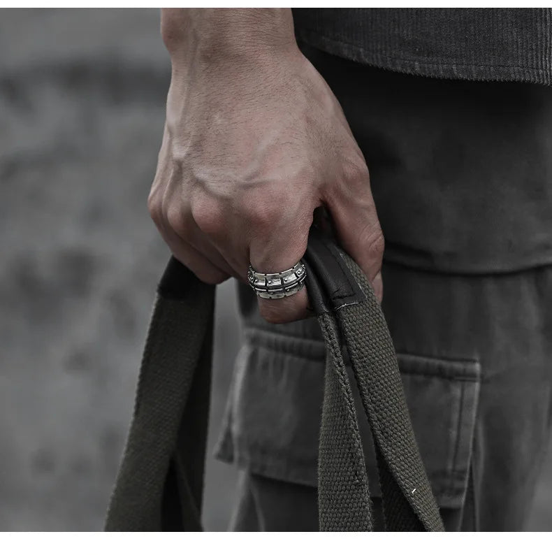 STEELWRLD™ SCRECER RING