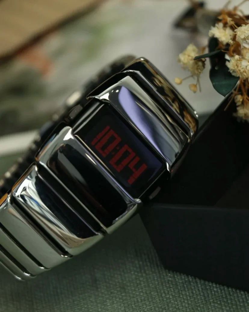STEELWRLD™ RETRO-Y2K WATCH